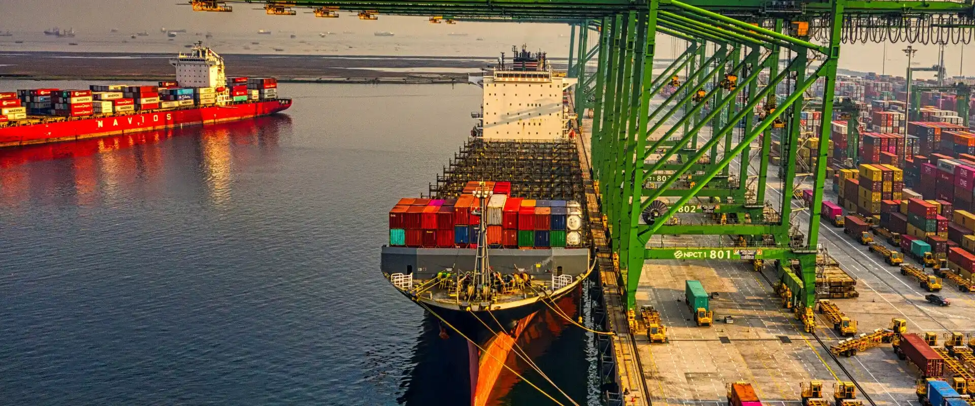 Ekspedisi Container Surabaya ke Kalimantan Sumatera Sulawesi Papua